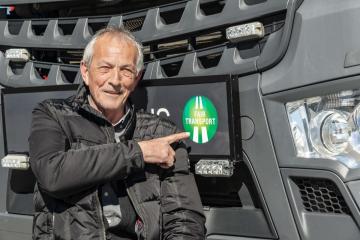 Fair Transport-sertifisert: – Dette høyner standarden innen bransjen, sier Per Esben Kristiansen, daglig leder hos Kristiansen Kran & Transport AS. Foto: Jamieson Pothecar